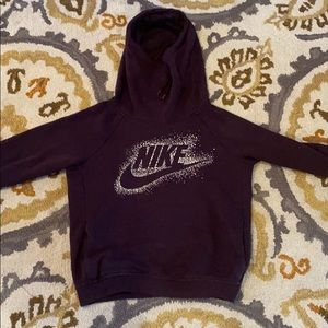 Women’s Nike sweatshirt